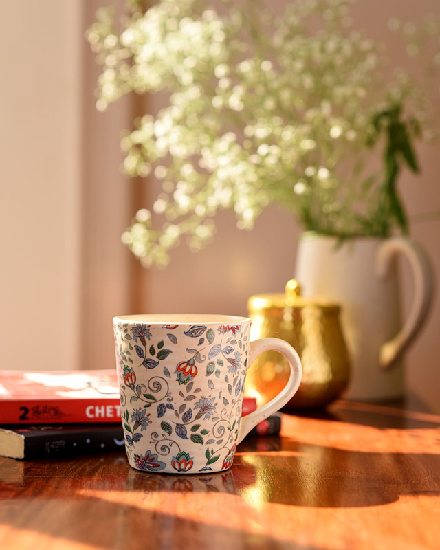 Stoneware Handmade Kettle With 2 Coffee Mugs [set Of 3]